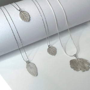 Lemon Balm Pure Silver 999 Necklace. 100% Handmade. Von Zürich nach ganze EU. Free shipping over 100.-