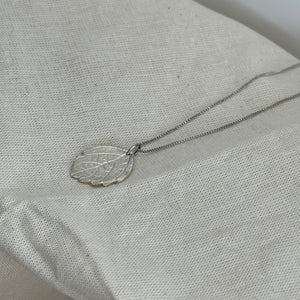 Lemon Balm Pure Silver 999 Necklace. 100% Handmade. Von Zürich nach ganze EU. Free shipping over 100.-